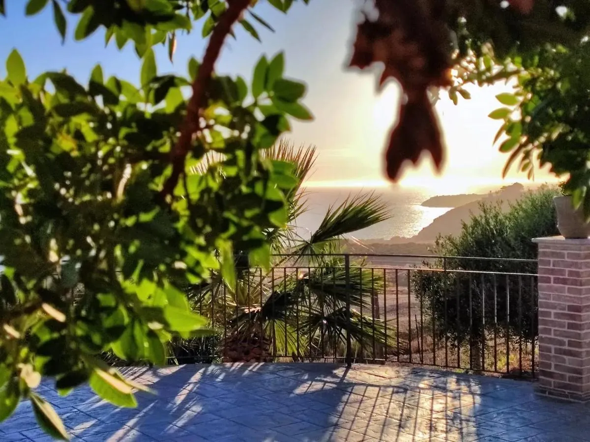 Il Casale Di Bovo Marina Villa Montallegro