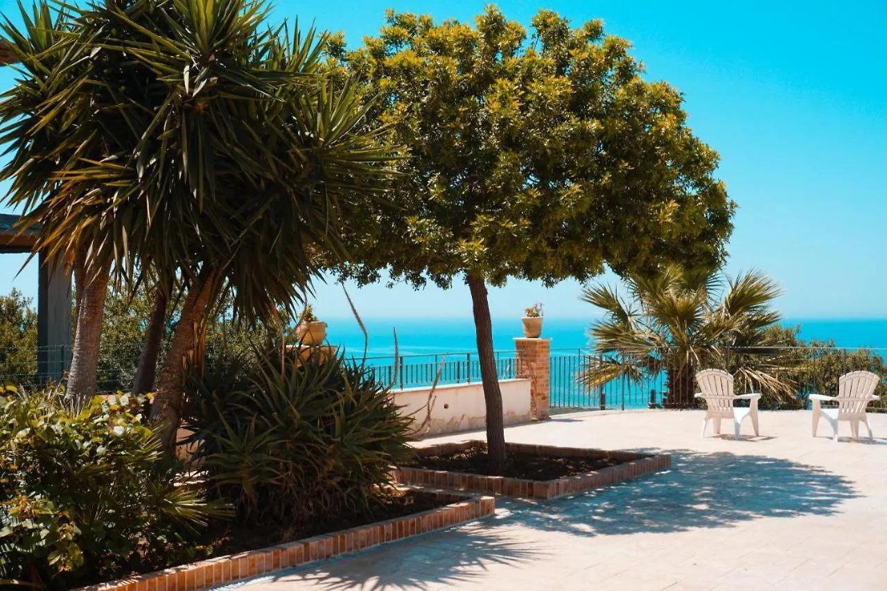 Il Casale Di Bovo Marina Villa Montallegro Italy