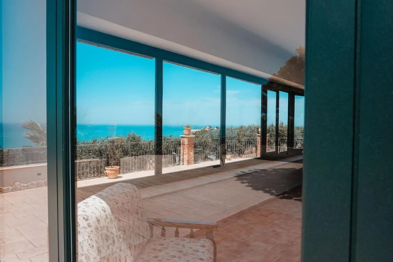 Il Casale Di Bovo Marina Villa Montallegro Italy